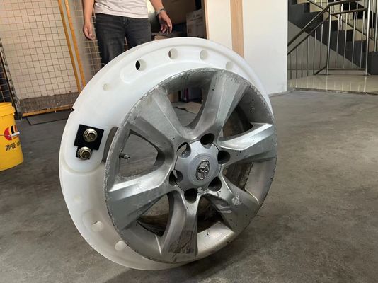 हाई पॉलिमर इमरजेंसी रन फ्लैट टायर वाहन चलाने वाली सुरक्षा रन फ्लैट डिवाइस सम्मिलित करता है