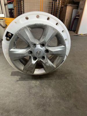 हाई पॉलिमर इमरजेंसी रन फ्लैट टायर वाहन चलाने वाली सुरक्षा रन फ्लैट डिवाइस सम्मिलित करता है